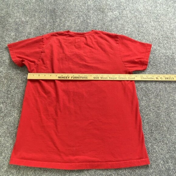 T Shirt‎ Womens Large Red What Happens in the Barn Stays in the Barn Lifestyle - Picture 5 of 7